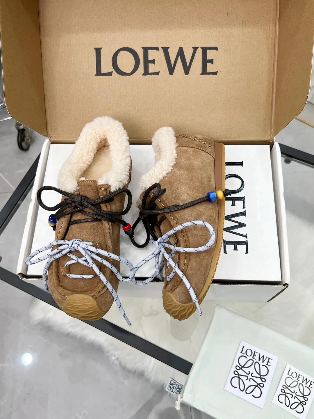 👟👟Ex-factory price 480👟👟 2025 autumn and winter Maoli new model, the same style as Wang Yibo! Kangaroo shoes, couple style Loewe Ballet Runner 2.0 sneakers, moral training shoes, new color matching retro series running shoes, standard size: 35–40